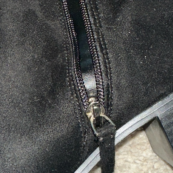 Knee high suede boots with silver hardware - Picture 2 of 4